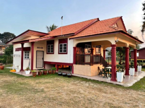 Teratak Abah Homestay Kuala Besut, Kuala Besut